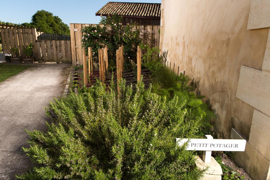 Les Cinq Sens Du Chateau Mayne Lalande Hotel Castelnau-de-Médoc Buitenkant foto