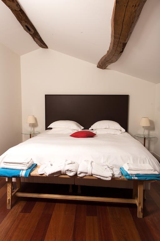 Les Cinq Sens Du Chateau Mayne Lalande Hotel Castelnau-de-Médoc Kamer foto