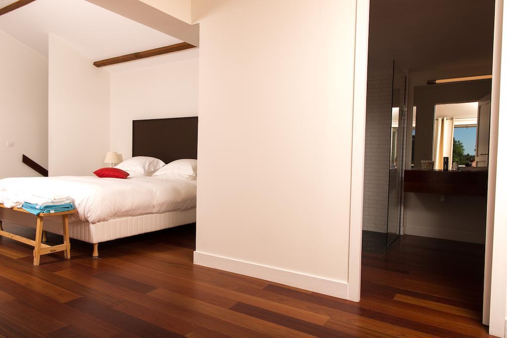 Les Cinq Sens Du Chateau Mayne Lalande Hotel Castelnau-de-Médoc Kamer foto